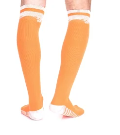 Strümpfe & Socken|Sportunterbekleidung*Outfitter 1 Paar OCEAN FABRICS Tahi Fußball-Stutzen Knie-Strümpfe für Damen und Herren klassische Sport-Socken OUT-U-3029-OTW in Orange oder Grün