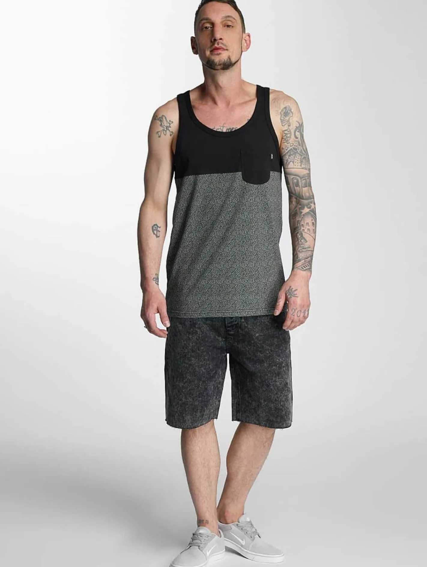 Shorts & Bermudas*CAYLER & SONS All DD Shorts Raw Edge Denim schwarz