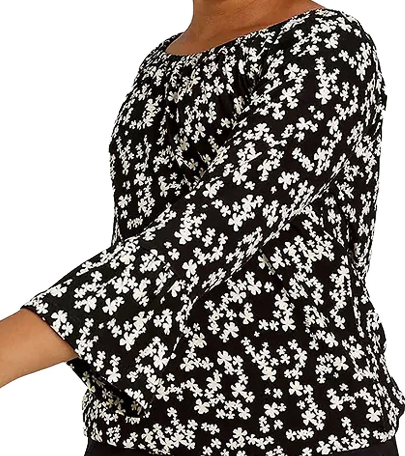 T-Shirts & Tank Tops*KIDSWORLD 2er Pack Mädchen Sommer-Shirt mit Trompetenärmeln und Allover Blumen-Print Sparpack Rundhals-Shirt 94928611 Schwarz