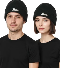 Caps & Mützen*BioworldMerch Fender Beanie mit Metall-Logo Strick-Mütze vom bekannten Gitarren-Hersteller Fan-Beanie KC230303FEN Schwarz