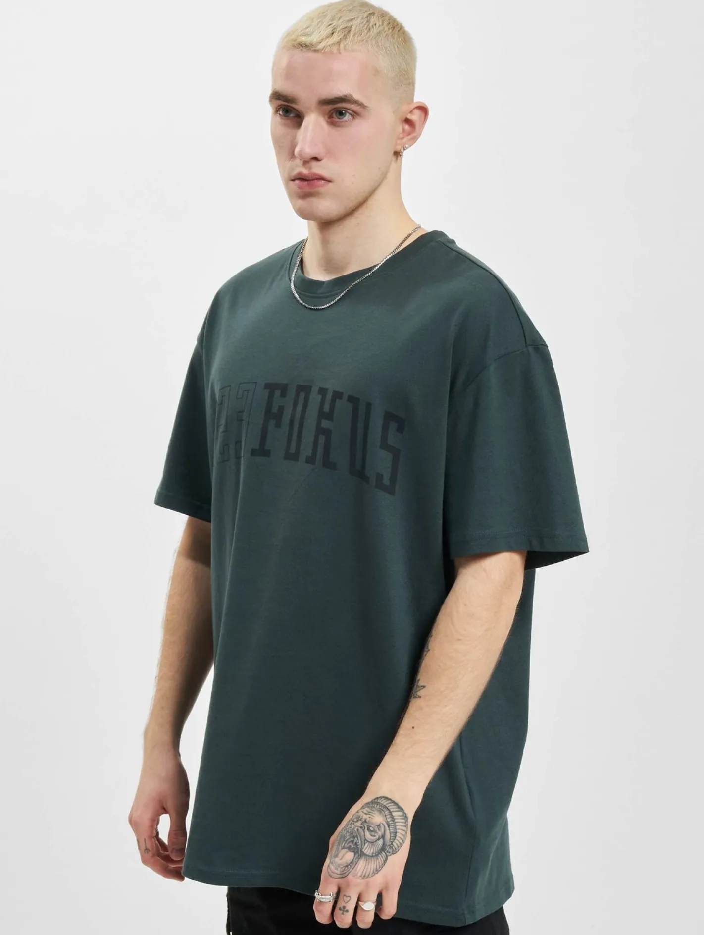 T-Shirts & Tank Tops*Fokus x Def College T-Shirt grün