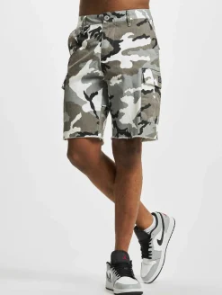 Shorts & Bermudas*HUF Standard Issue Short Tarnung