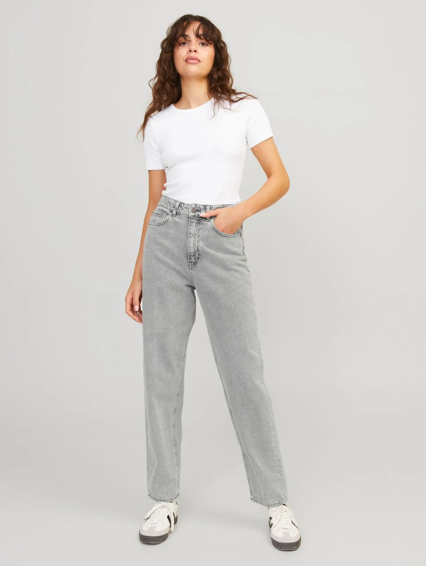 Hosen & Jeans*JJXX Lisbon Mom R4040 High Waist Jeans hellgrauer Denim