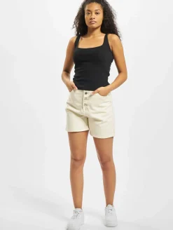 Shorts & Bermudas*Missguided Kurze Shorts mit Knopfleiste in Weiß