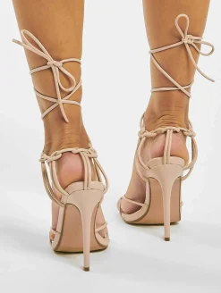 Zehentrenner & Sandalen*Missguided Sandalen mit super Riemchen und quadratischer Zehenpartie in Beige