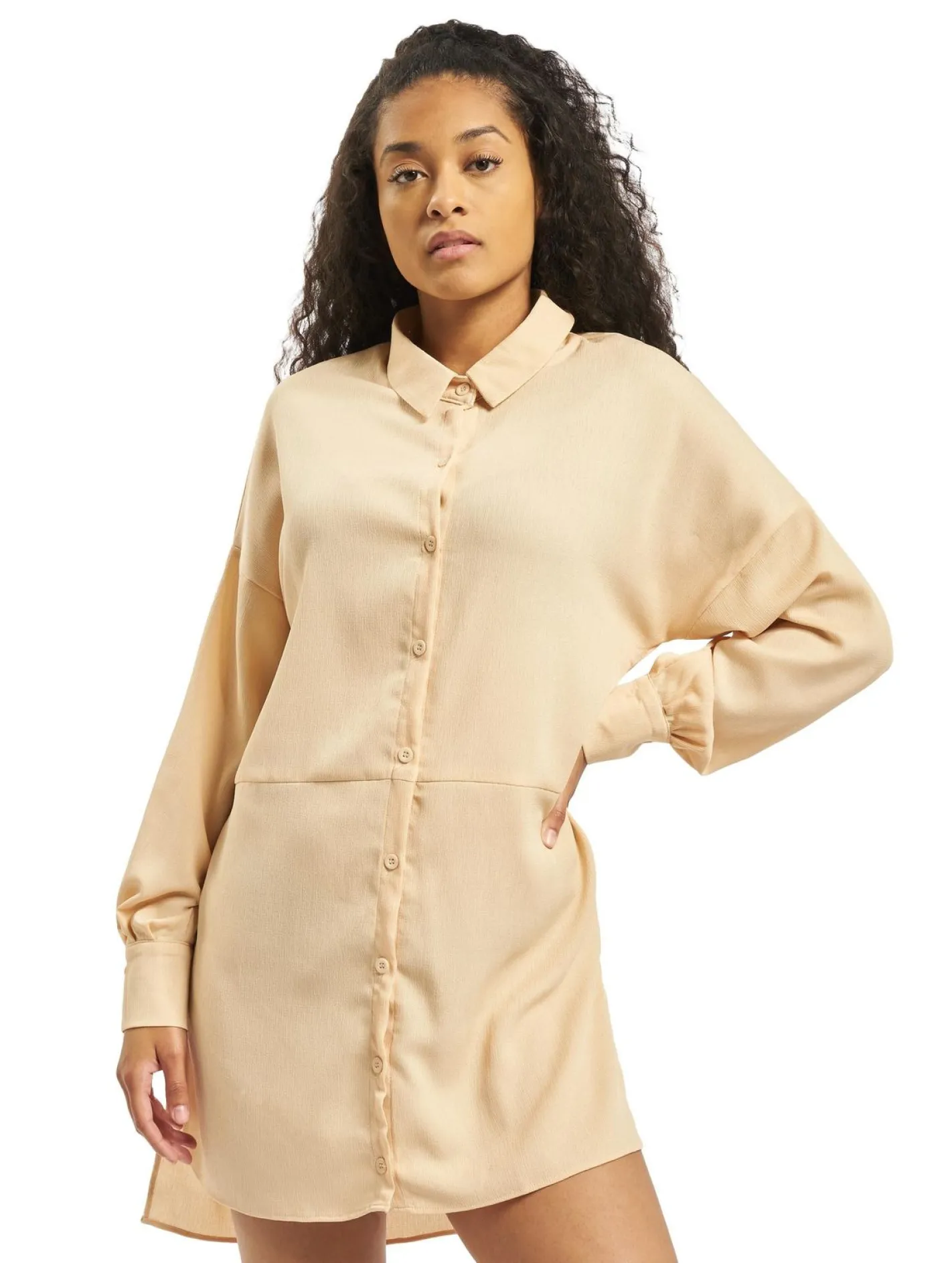 Kleider*Missguided Strukturiertes Utility-Hemdkleid in Pfirsich