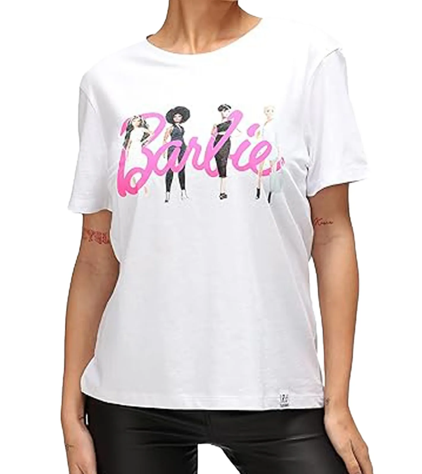 Tops & T-Shirts*RE:COVERED X Barbie Damen T-Shirt mit Barbie-Print Baumwoll-Shirt Rundhals RCBAR207 Weiß
