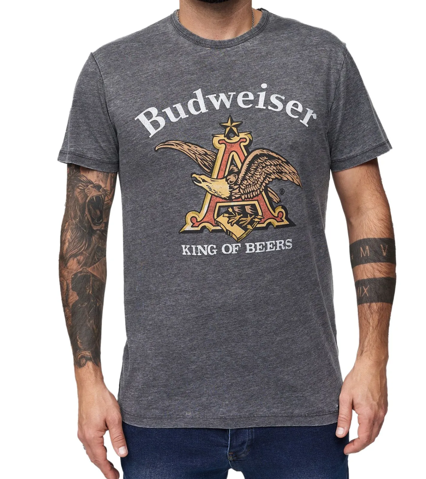 T-Shirts & Tank Tops*RE:COVERED X BUDWEISER Herren T-Shirt mit großem Logo Alltags-Shirt Baumwoll-Shirt Kurzarm-Shirt MMABI405 Grau