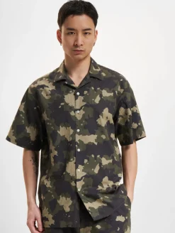 Jacken & Mäntel*REDEFINED REBEL Rodney Übergangsjacken in Army-Camouflage