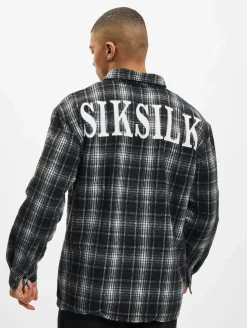 T-Shirts & Tank Tops*Sik Silk T-Shirt mit Logo auf der Rückseite im Used-Look und Karomuster, schwarz