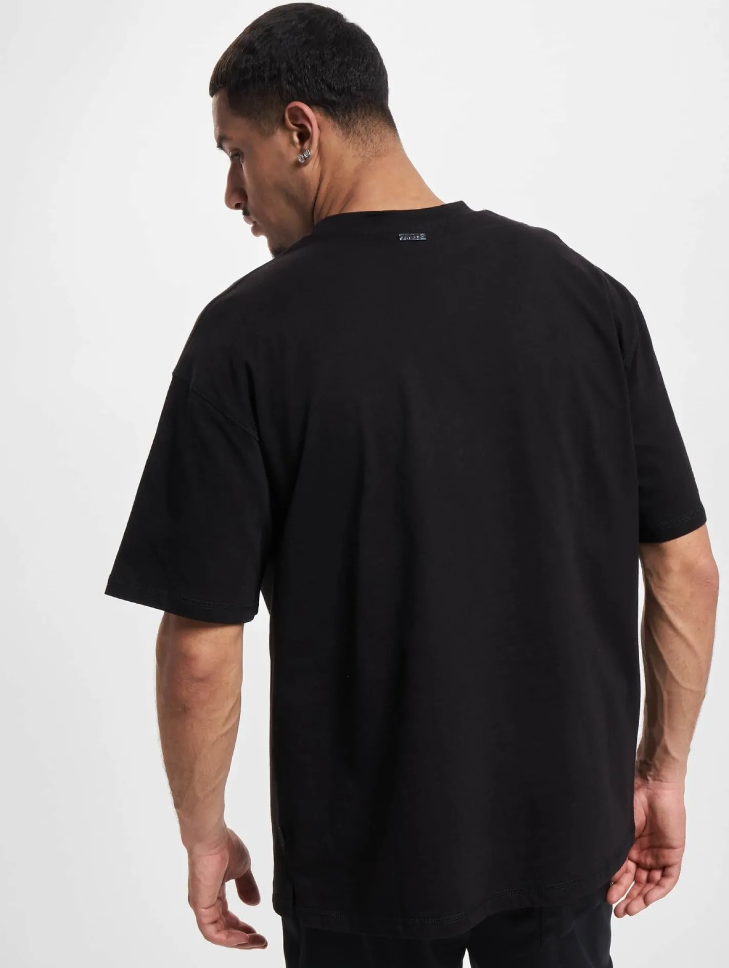 T-Shirts & Tank Tops*The Couture Club Locker geschnittenes T-Shirt mit Taschendetail in Schwarz