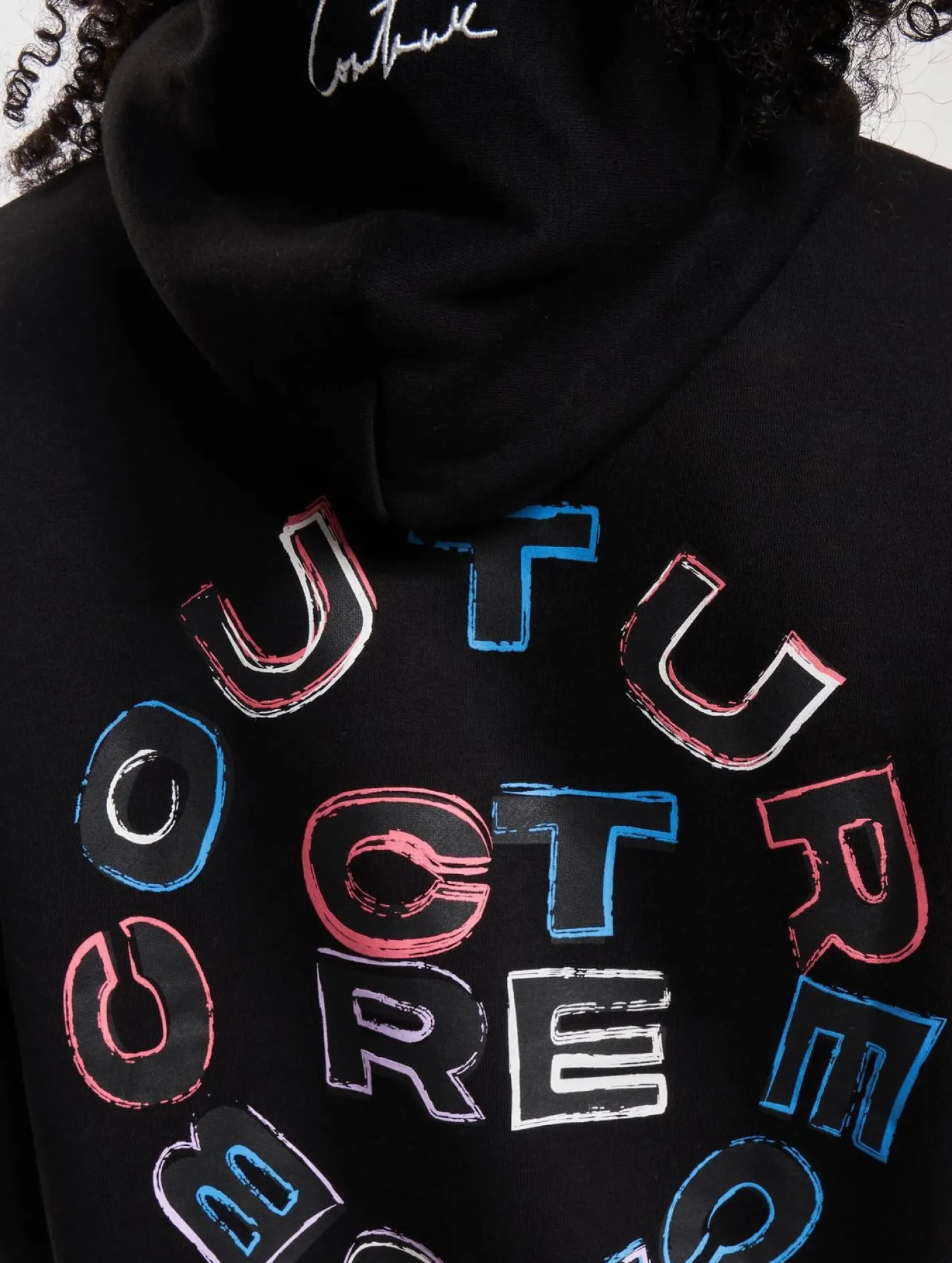 Sweater & Pullover*The Couture Club Oversize-Kapuzenpullover mit mehrfarbiger Grafik in Schwarz