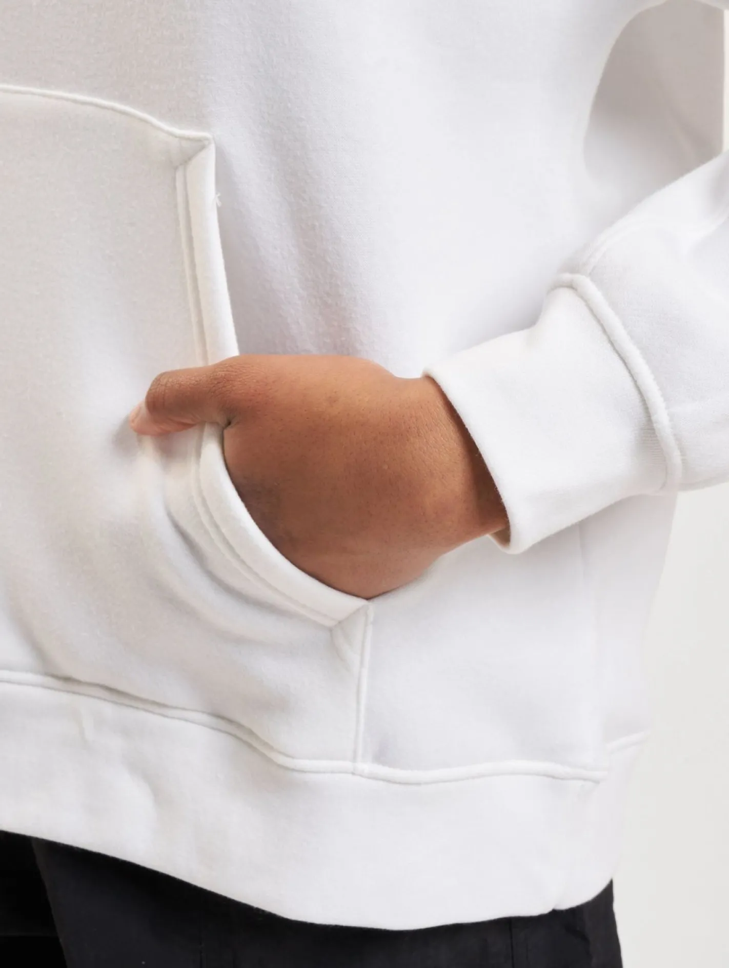 Sweater & Pullover*The Couture Club Oversize-Kapuzenpullover mit bunten Grafiken, Offwhite