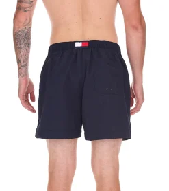 Nachtwäsche & Bademode*Tommy Hilfiger Medium Drawstring Herren Badehose nachhaltige Schwimm-Shorts mit Logo und Taschen UM0UM02793DW5 Dunkelblau