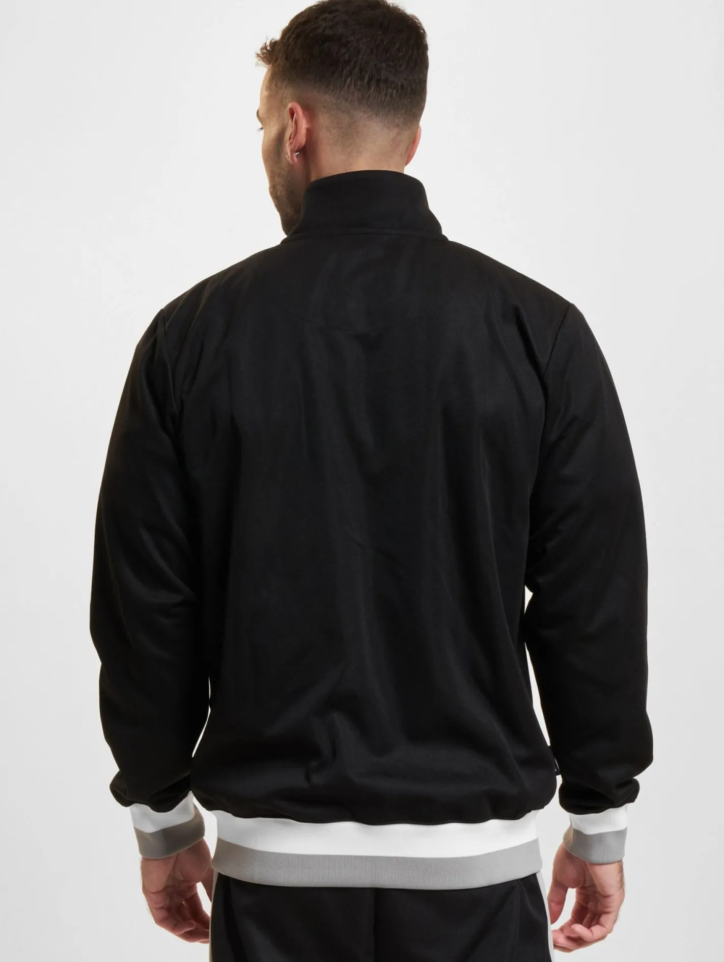 Jacken & Mäntel*UNFAIR ATHLETICS Fracture Tracktop Übergangsjacken schwarz