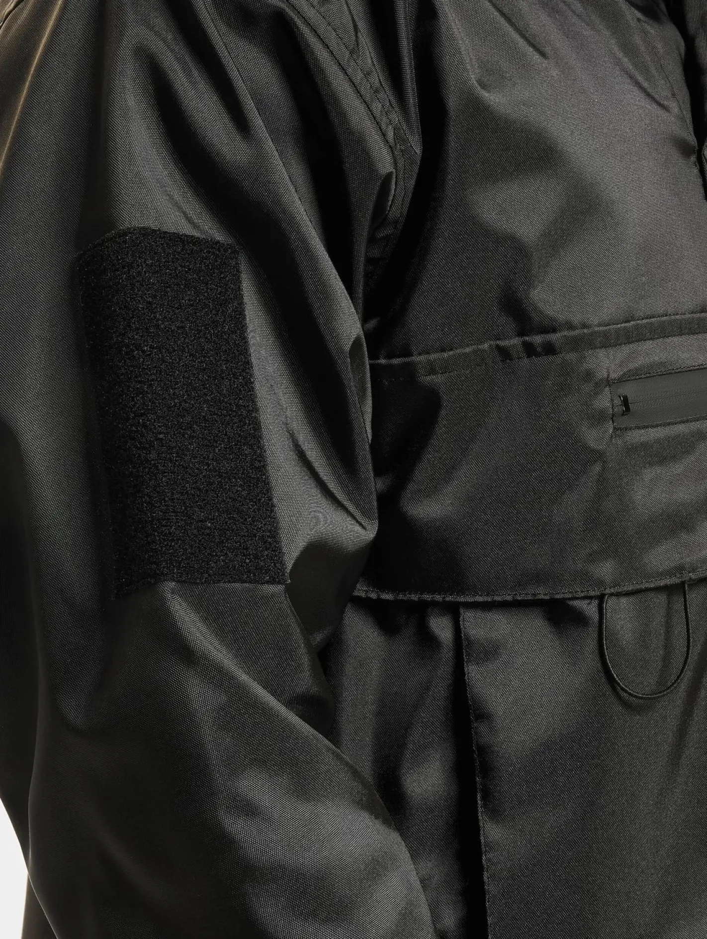 Jacken & Mäntel*vsct Utility Overhead Multifunktions-Leichtjacke schwarz