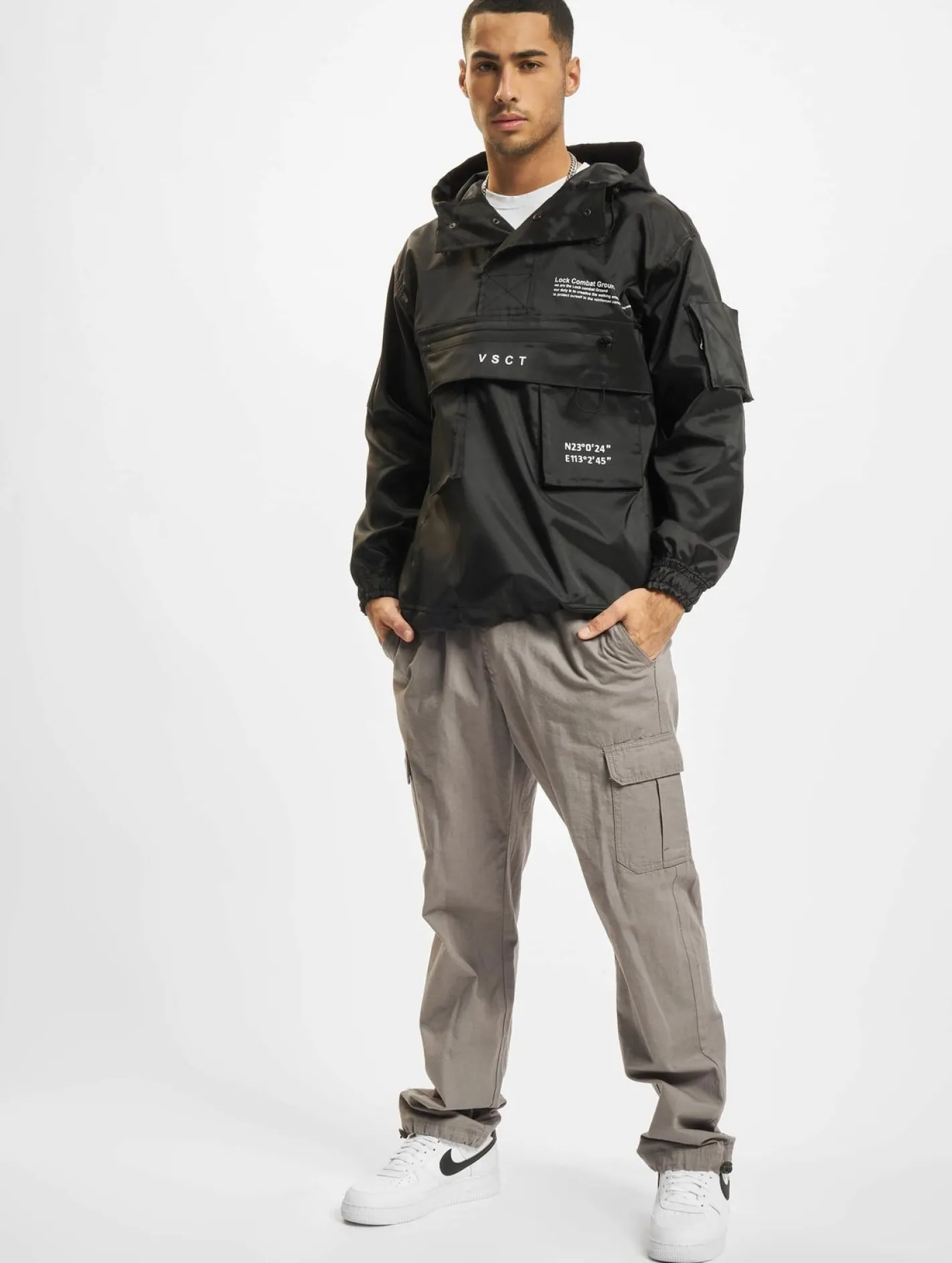 Jacken & Mäntel*vsct Utility Overhead Multifunktions-Leichtjacke schwarz