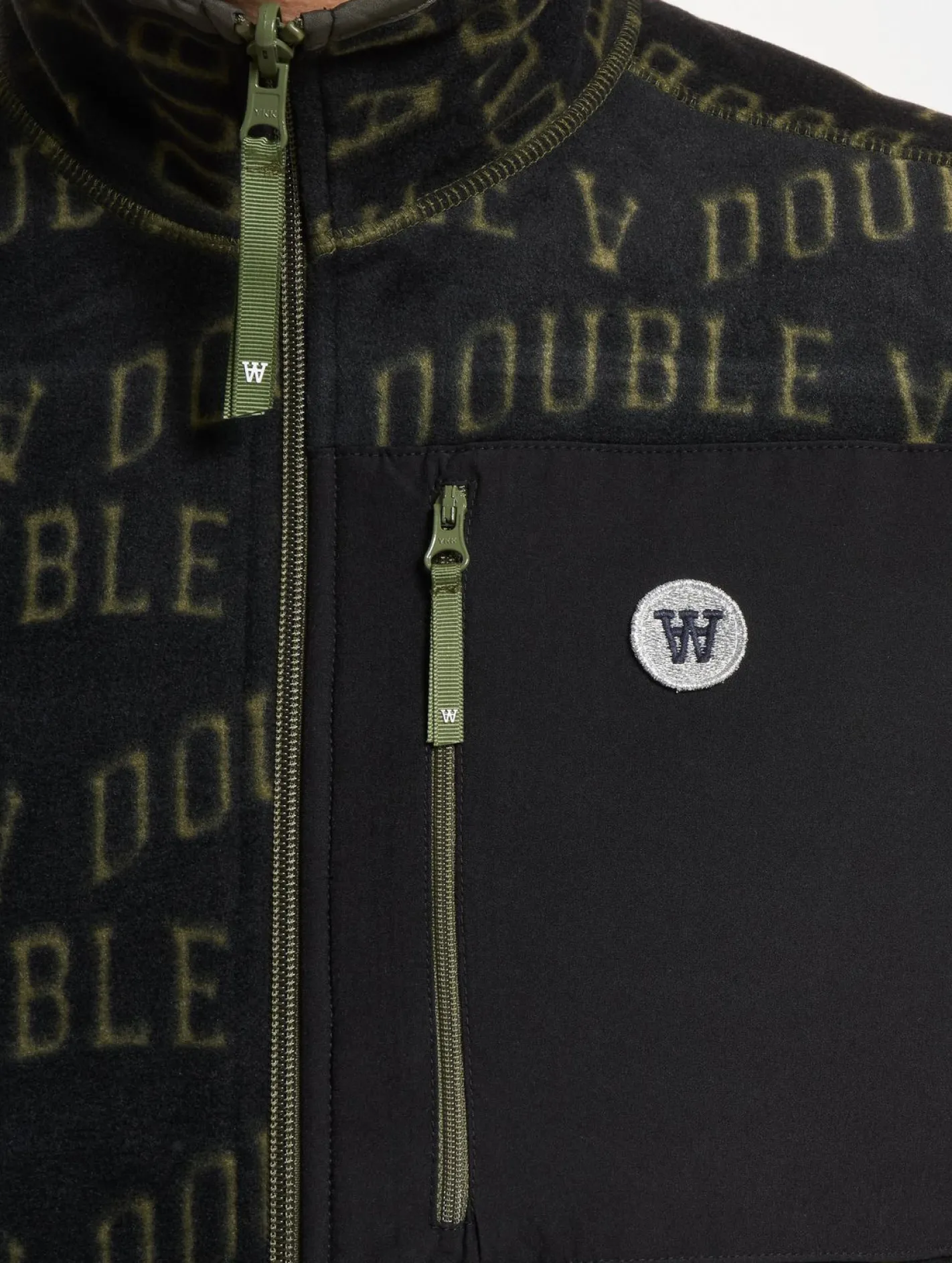 Mäntel & Jacken|Jacken & Mäntel*Wood Wood Dax Ivy Fleeceweste schwarz ivy aop