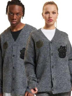 Sweater & Pullover|Pullover & Sweater*Wood Wood Leo Longhair Patch Cardigan Strickjacke charcoal